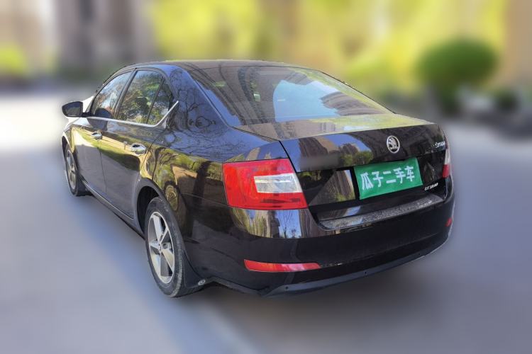 Used Skoda Octavia 2016 1.6L Manual Trend Edition Rear Left 45 Deg