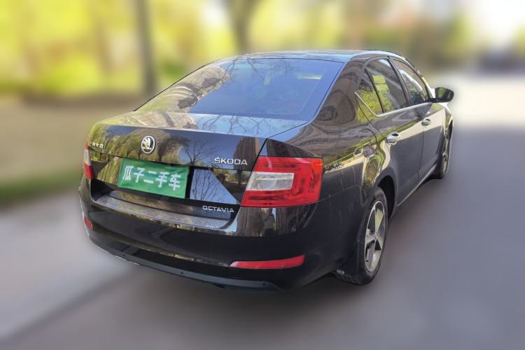 Used Skoda Octavia 2016 1.6L Manual Trend Edition Rear Right 45 Deg