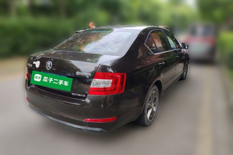 Used Skoda Octavia 2016 1.6L Manual Trend Edition Rear Right 45 Deg