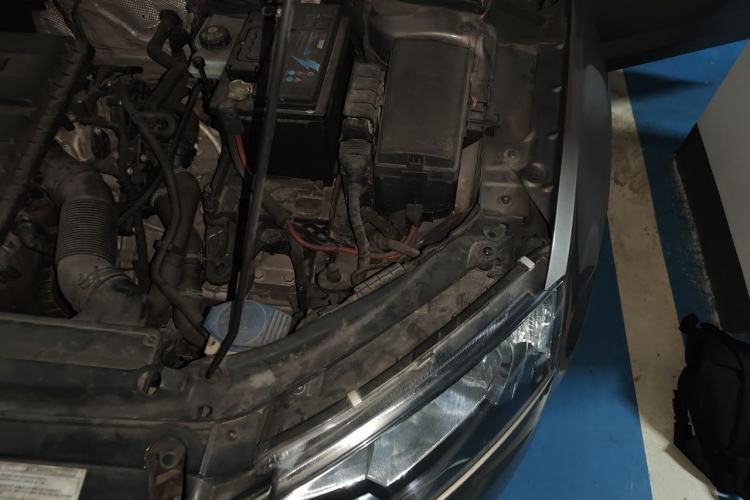 Used Skoda Octavia 2016 1.6L Automatic Chuanxing Edition Engine Bay Left