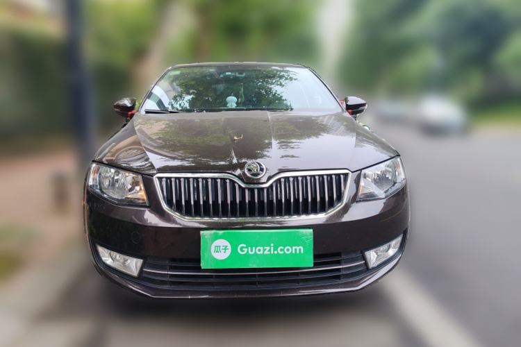 Used Skoda Octavia 2016 1.6L Automatic Smart Drive Edition Front