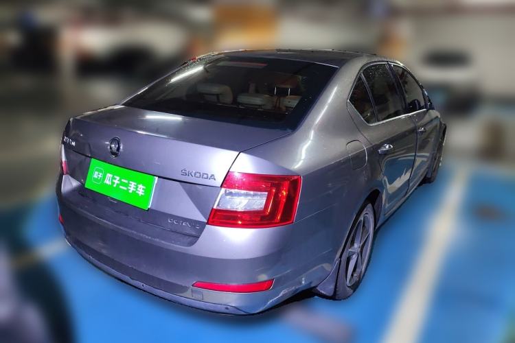 Used Skoda Octavia 2016 1.6L Automatic Chuanxing Edition Rear Right 45 Deg
