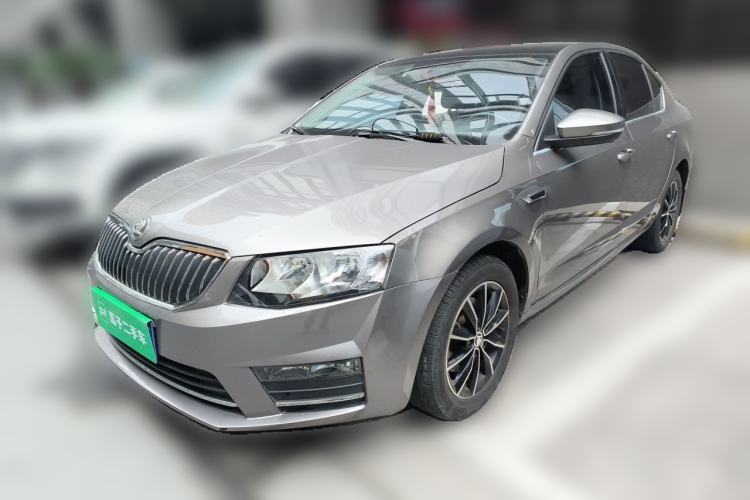 Used Skoda Octavia 2016 1.6L Automatic Smart Drive Edition Guazi used car, China used car export, Used car for sale, Used cars, Cheapest cars for sale