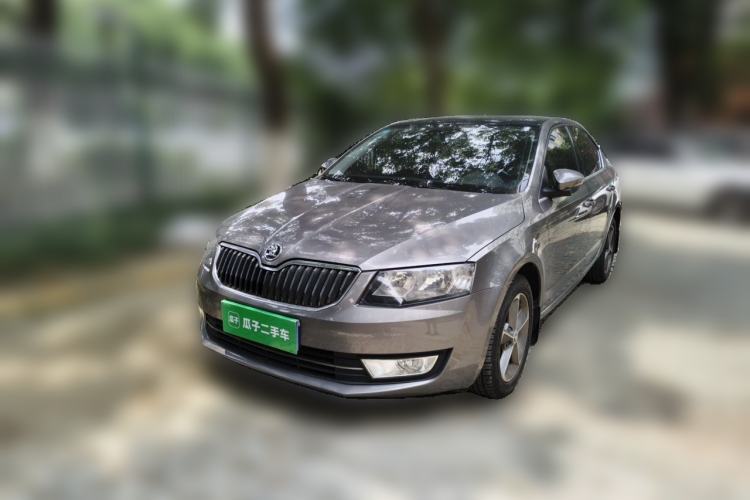 Used Skoda Octavia 2016 1.6L Automatic Chuanxing Edition Guazi used car, China used car export, Used car for sale, Used cars, Cheapest cars for sale