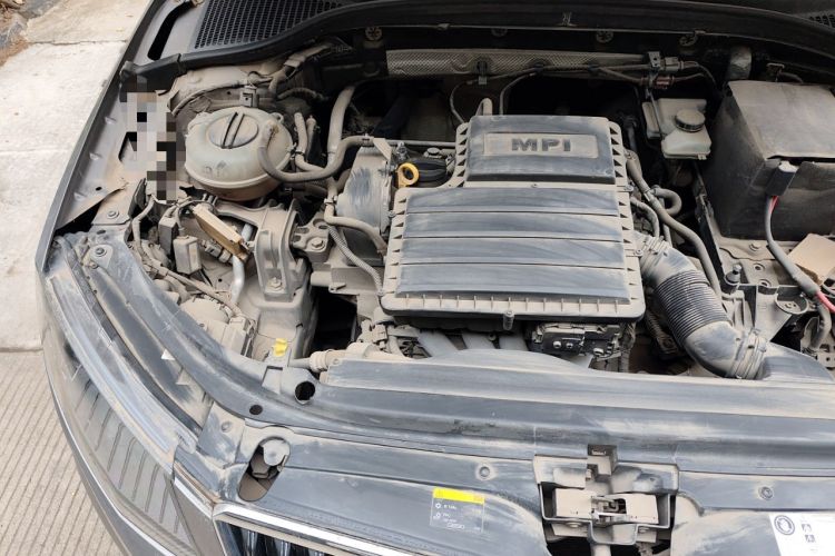 Used Skoda Octavia 2016 1.6L Manual Trend Edition Engine Bay Right