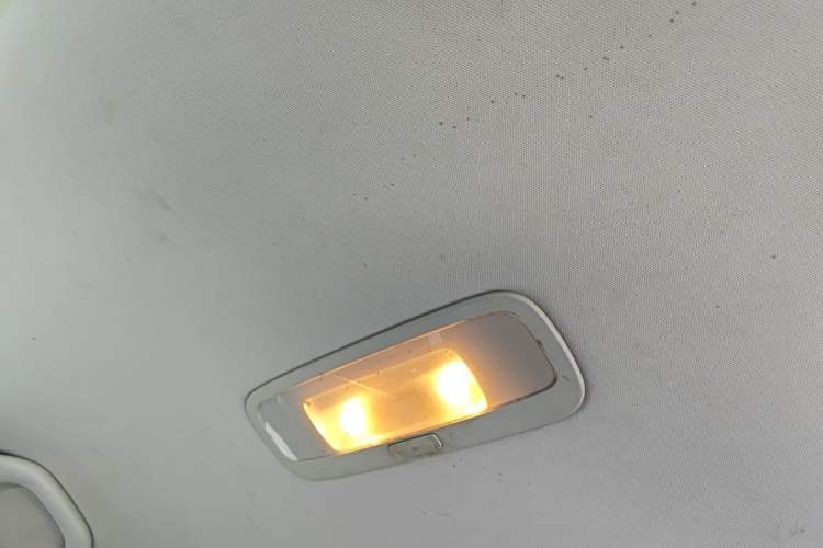 Used Skoda Octavia 2016 1.6L Automatic Smart Drive Edition Headliner