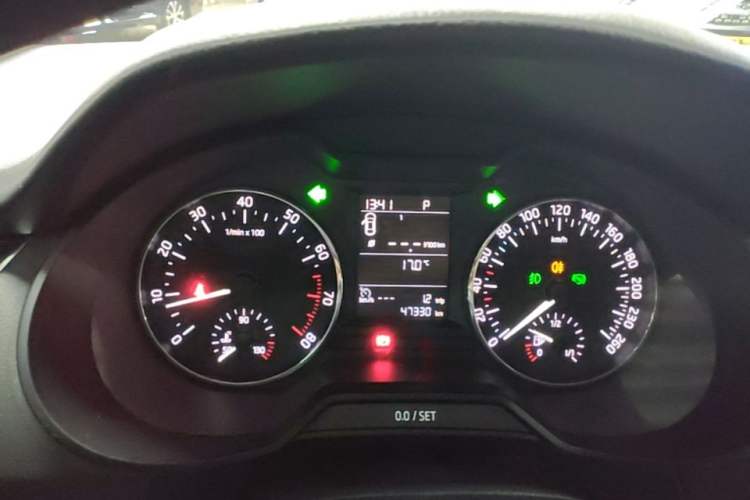 Used Skoda Octavia 2016 1.6L Automatic Chuanxing Edition Instrument Cluster