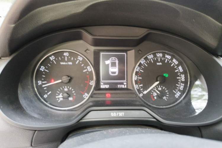 Used Skoda Octavia 2016 1.6L Automatic Chuanxing Edition Instrument Cluster