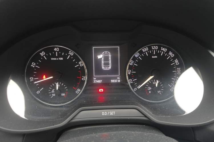 Used Skoda Octavia 2016 1.6L Automatic Smart Drive Edition Instrument Cluster