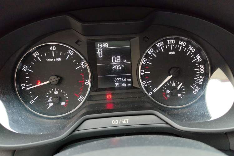 Used Skoda Octavia 2016 1.6L Manual Trend Edition Instrument Cluster