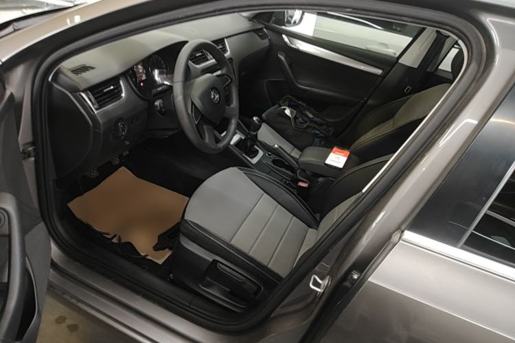 Used Skoda Octavia 2016 1.6L Manual Trend Edition Left Front Seat