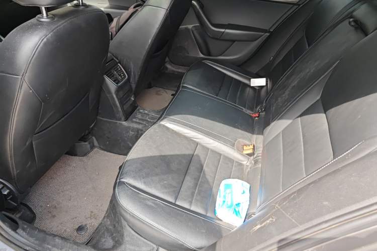 Used Skoda Octavia 2016 1.6L Automatic Smart Drive Edition Left Rear Seat