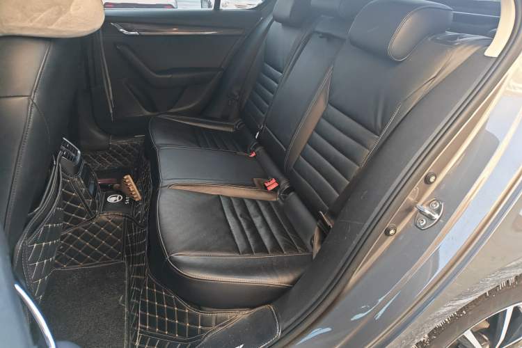 Used Skoda Octavia 2016 1.6L Automatic Smart Drive Edition Left Rear Seat