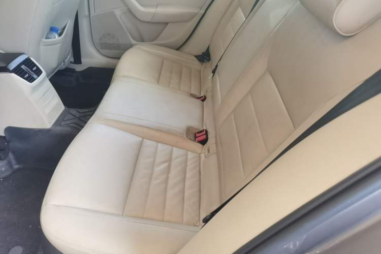 Used Skoda Octavia 2016 TSI280 DSG Smart Drive Edition Left Rear Seat