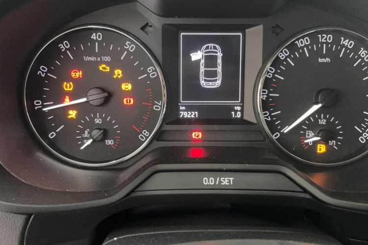 Used Skoda Octavia 2016 TSI280 DSG Luxury Edition Odometer Close Up