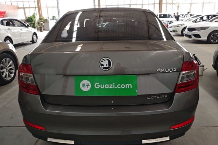 Used Skoda Octavia 2016 1.6L Automatic Chuanxing Edition Rear
