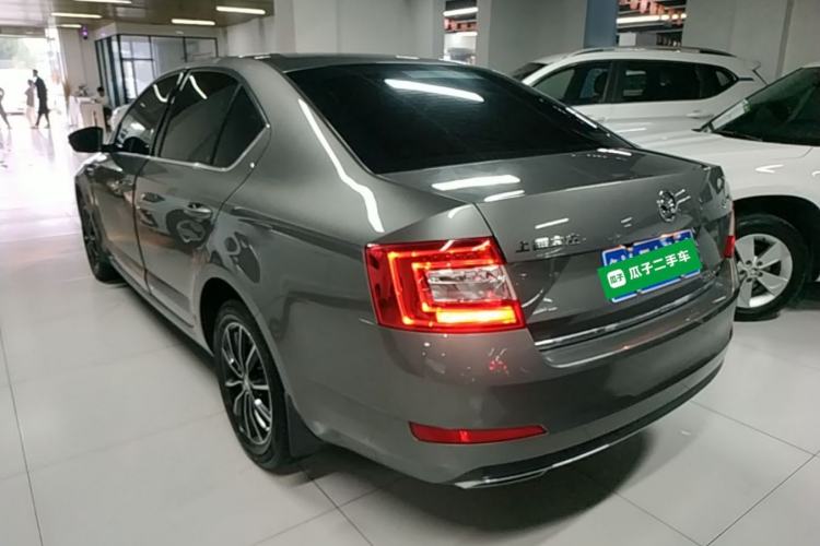 Used Skoda Octavia 2016 1.6L Automatic Smart Drive Edition Rear Left 45 Deg