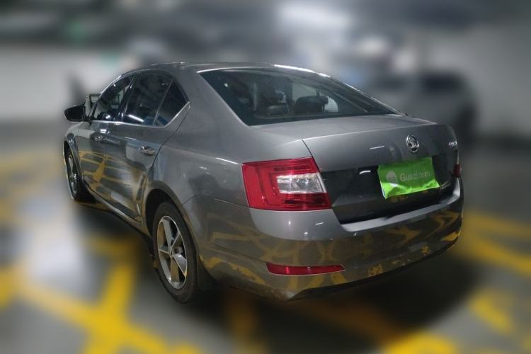 Used Skoda Octavia 2016 1.6L Automatic Chuanxing Edition Rear Left 45 Deg