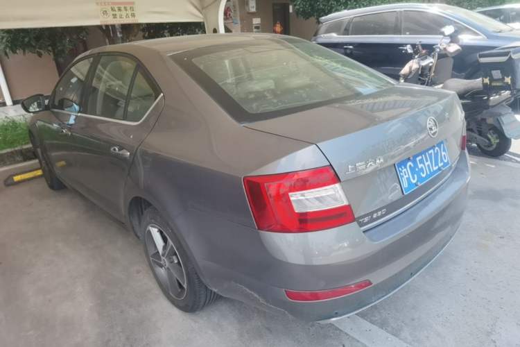 Used Skoda Octavia 2016 TSI280 DSG Smart Drive Edition Rear Left 45 Deg