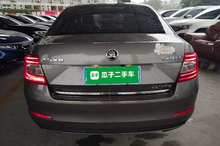 Used Skoda Octavia 2016 1.6L Automatic Chuanxing Edition Rear