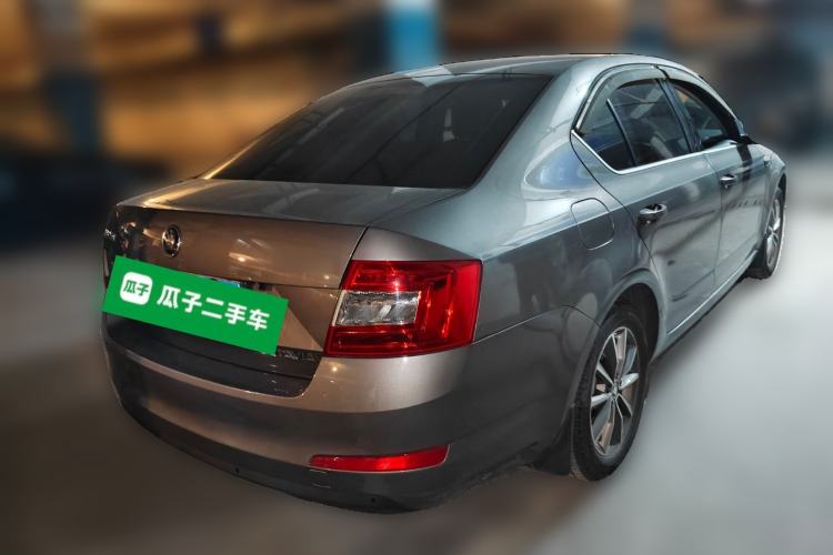 Used Skoda Octavia 2016 1.6L Automatic Chuanxing Edition Rear Right 45 Deg