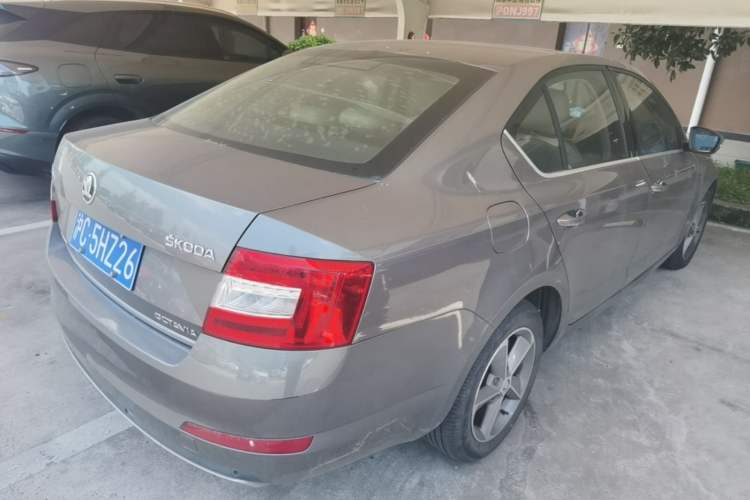 Used Skoda Octavia 2016 TSI280 DSG Smart Drive Edition Rear Right 45 Deg