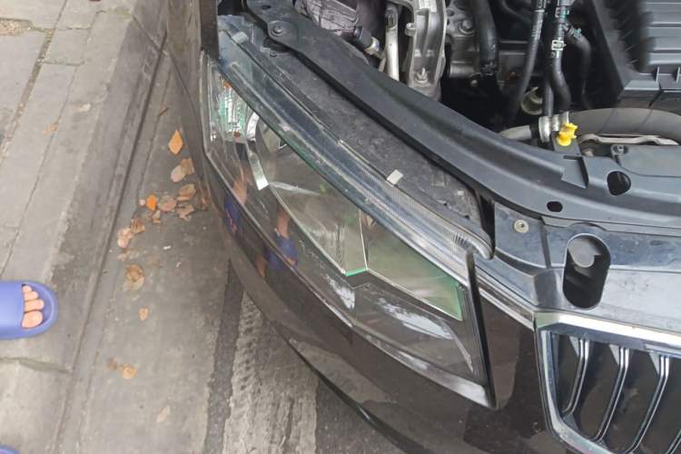 Used Skoda Octavia 2016 TSI280 DSG Smart Drive Edition Right Front Headlight