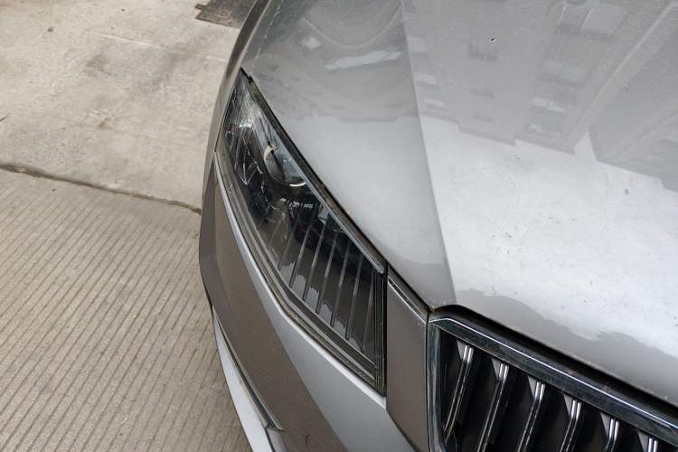 Used Skoda Octavia 2016 1.6L Manual Trend Edition Right Front Headlight