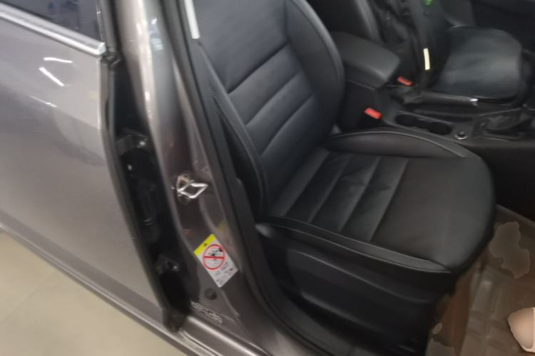 Used Skoda Octavia 2016 1.6L Automatic Smart Drive Edition Right Front Seat