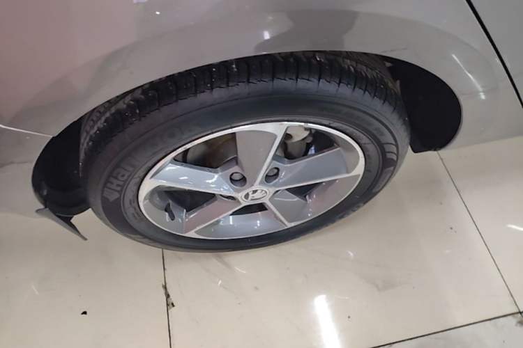 Used Skoda Octavia 2016 1.6L Automatic Chuanxing Edition Right Rear Wheel Hub