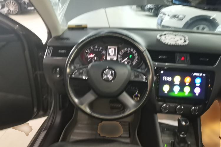 Used Skoda Octavia 2016 1.6L Automatic Smart Drive Edition Steering Wheel