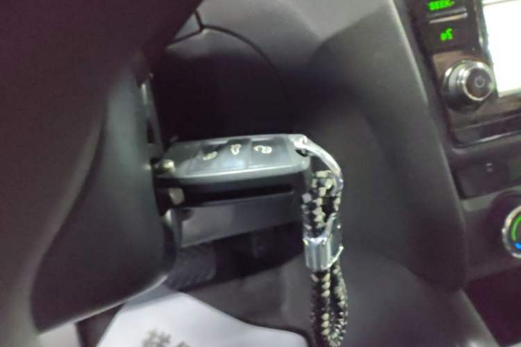 Used Skoda Octavia 2016 1.6L Automatic Chuanxing Edition Vehicle Key
