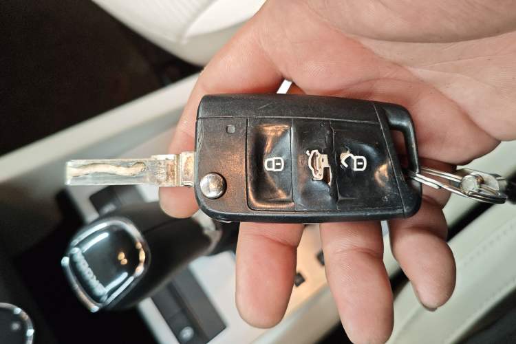 Used Skoda Octavia 2016 1.6L Automatic Chuanxing Edition Vehicle Key