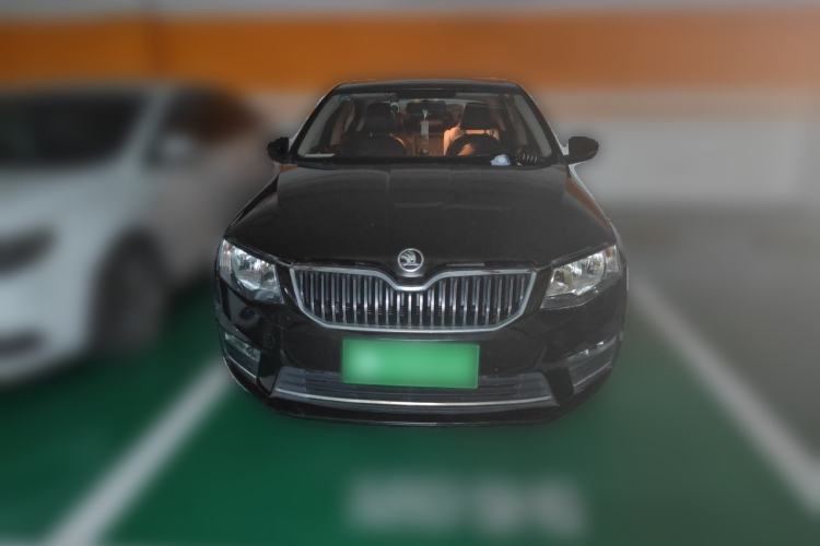 Used Skoda Octavia 2016 1.6L Automatic Smart Drive Edition Front