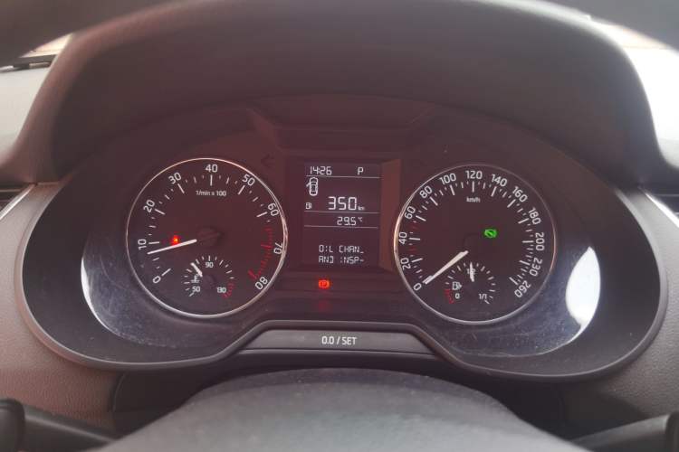 Used Skoda Octavia 2016 1.6L Automatic Chuanxing Edition Instrument Cluster