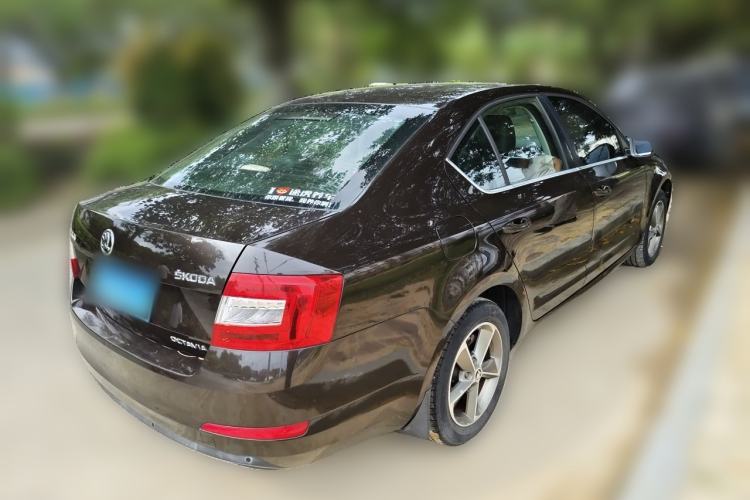 Used Skoda Octavia 2016 1.6L Automatic Chuanxing Edition Rear Right 45 Deg