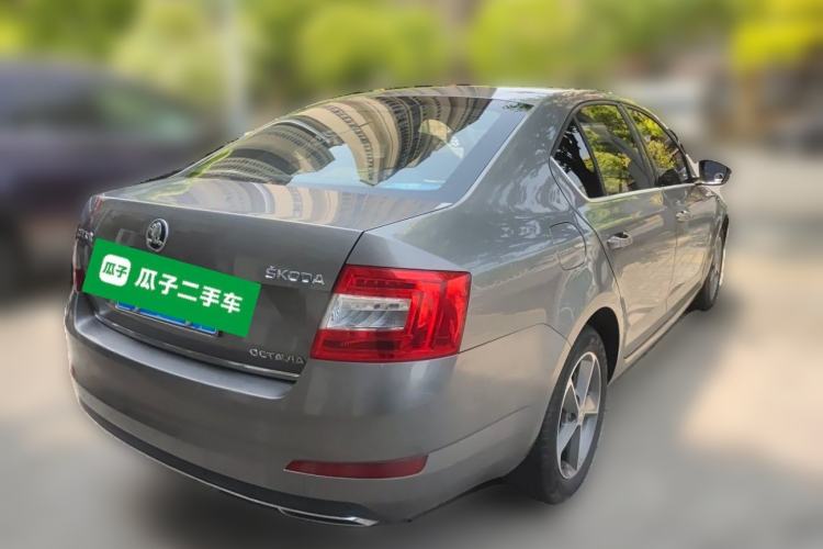 Used Skoda Octavia 2016 1.6L Manual Trend Edition Rear Right 45 Deg