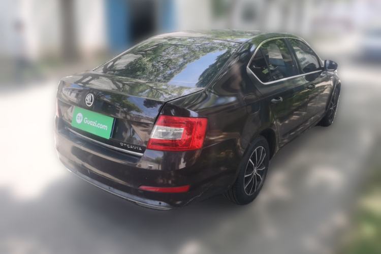 Used Skoda Octavia 2016 1.6L Automatic Smart Drive Edition Rear Right 45 Deg