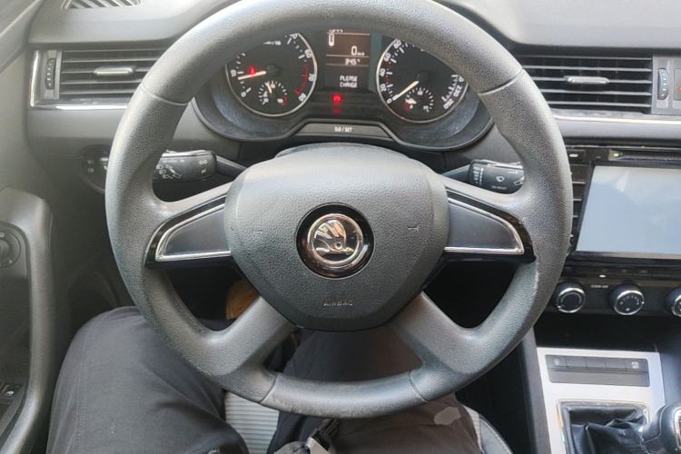Used Skoda Octavia 2016 1.6L Manual Trend Edition Steering Wheel