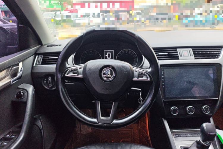 Used Skoda Octavia 2016 1.6L Manual Smart Drive Version Steering Wheel