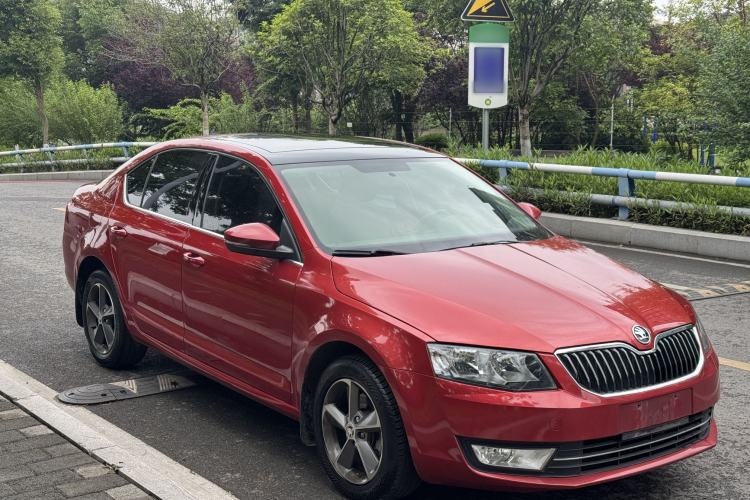 Used Skoda Octavia 2016 TSI280 DSG Smart Drive Edition Exterior 3