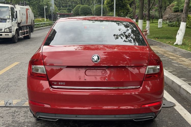 Used Skoda Octavia 2016 TSI280 DSG Smart Drive Edition Exterior 5