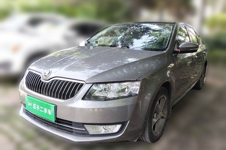 Used Skoda Octavia 2016 1.6L Automatic Smart Drive Edition Guazi used car, China used car export, Used car for sale, Used cars, Cheapest cars for sale
