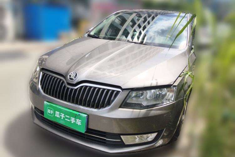 Used Skoda Octavia 2016 1.6L Manual Smart Drive Version Guazi used car, China used car export, Used car for sale, Used  cars, Cheapest cars for sale
