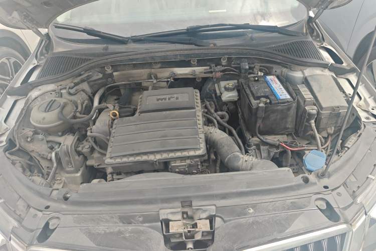Used Skoda Octavia 2016 1.6L Manual Trend Edition Engine Bay