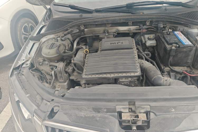 Used Skoda Octavia 2016 1.6L Manual Trend Edition Engine Bay Right