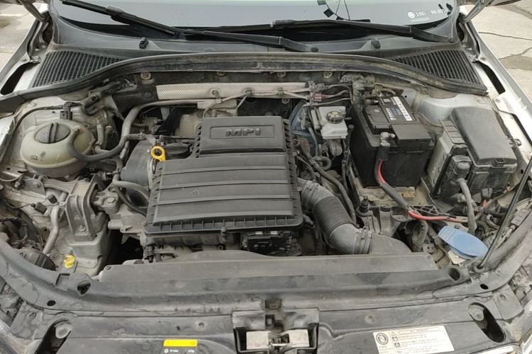 Used Skoda Octavia 2016 1.6L Automatic Smart Drive Edition Engine Bay