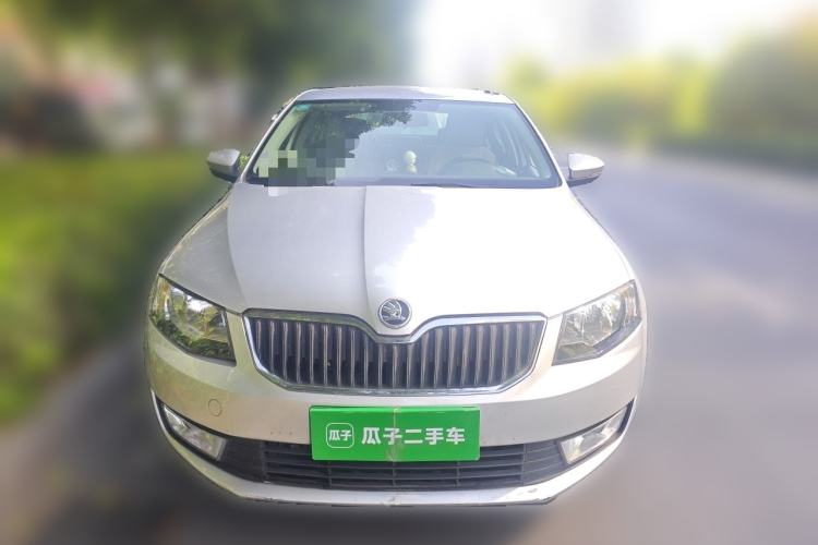 Used Skoda Octavia 2016 1.6L Automatic Chuanxing Edition Front