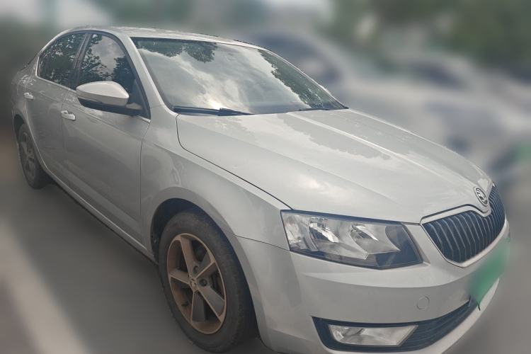 Used Skoda Octavia 2016 1.6L Manual Trend Edition Front Right 45 Deg