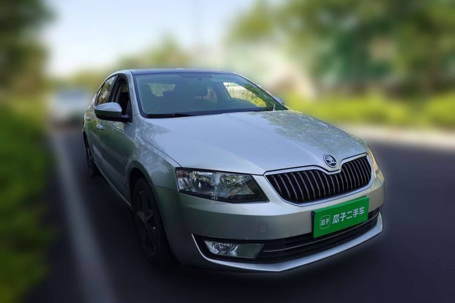 Used Skoda Octavia 2016 1.6L Automatic Smart Drive Edition Front Right 45 Deg